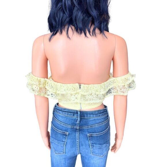 NEW HYFVE Yellow Lace Ruffle Off the Shoulder Summer Crop Top - Picture 6 of 7